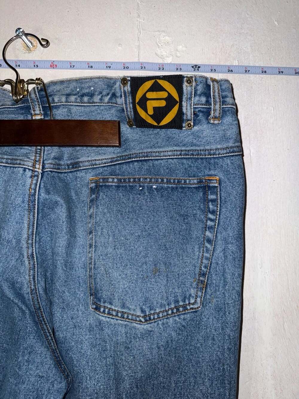Super sick Vintage 90s FILA Baggy Straight Leg Denim Jeans Made in Hong Kong